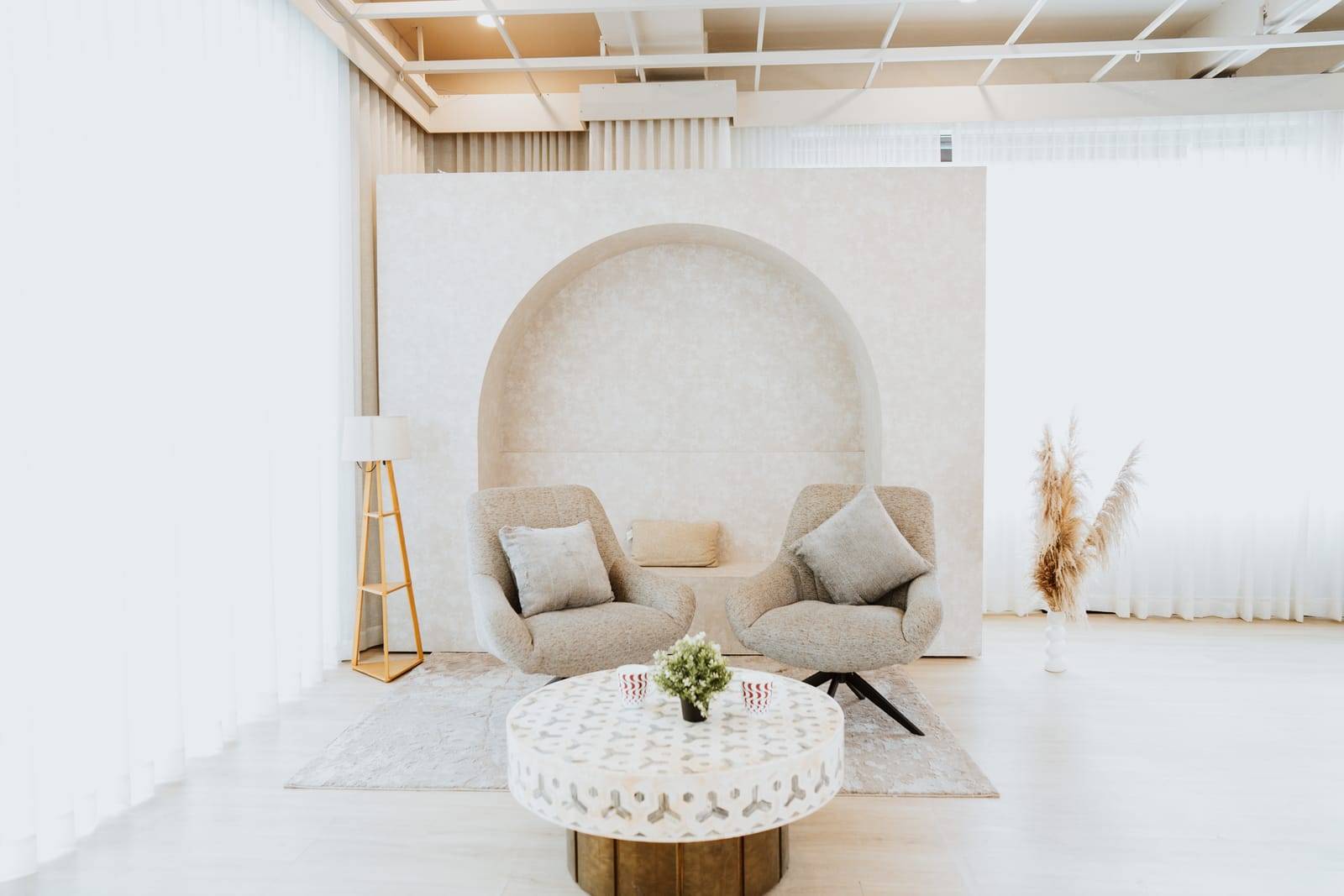 Veedo Lumen — white floor photography studio in Kochi with natural light and designer backdrops