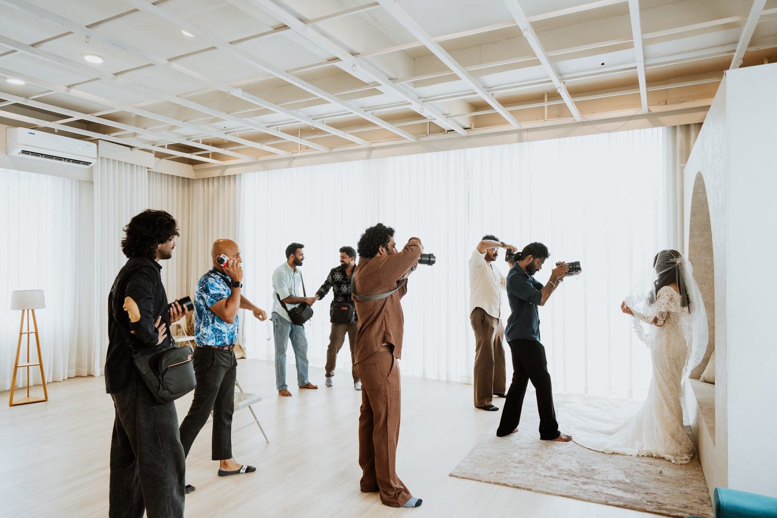 Behind the scenes of a bridal portrait shoot on Veedo Lumen in Kochi